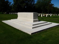 Commonwealth War Graves - Stonefall Cemetery - Harrogate